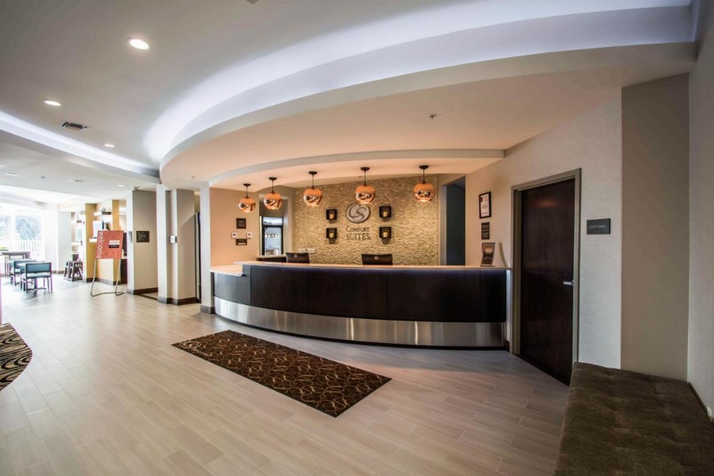 Comfort Suites Fort Lauderdale Airport South & Cruise Port
