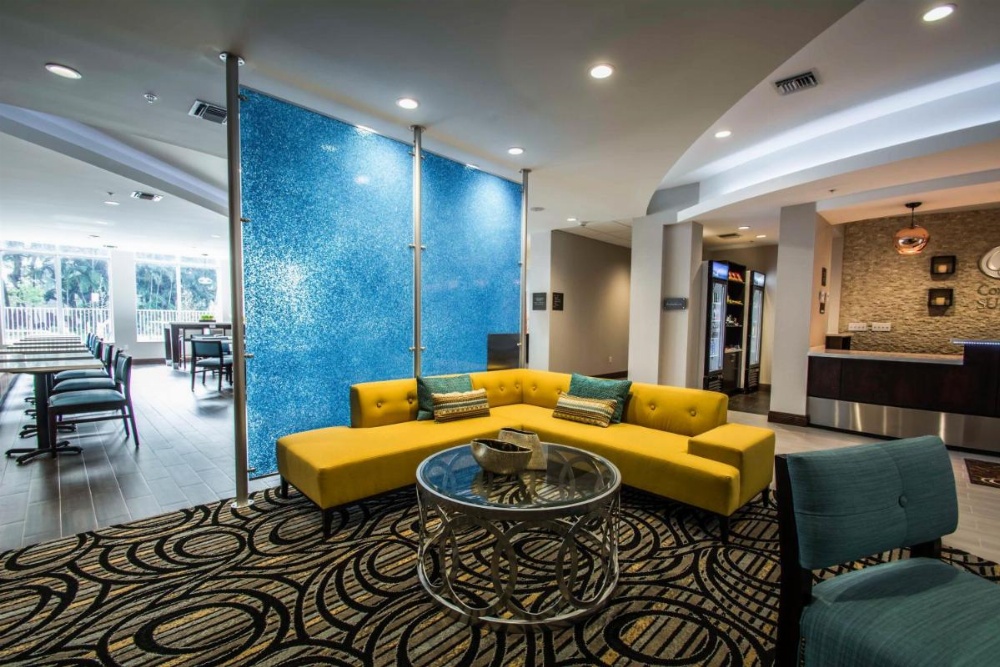Comfort Suites Fort Lauderdale Airport South & Cruise Port Image 6
