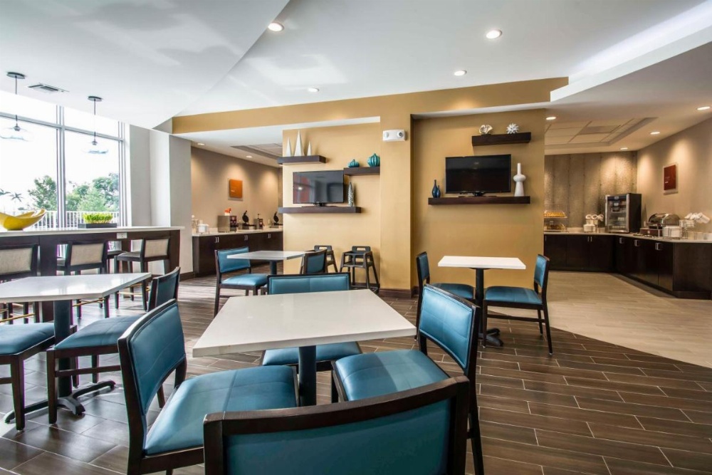 Comfort Suites Fort Lauderdale Airport South & Cruise Port Image 16