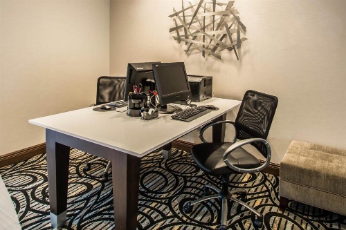 Comfort Suites Fort Lauderdale Airport South & Cruise Port image 18