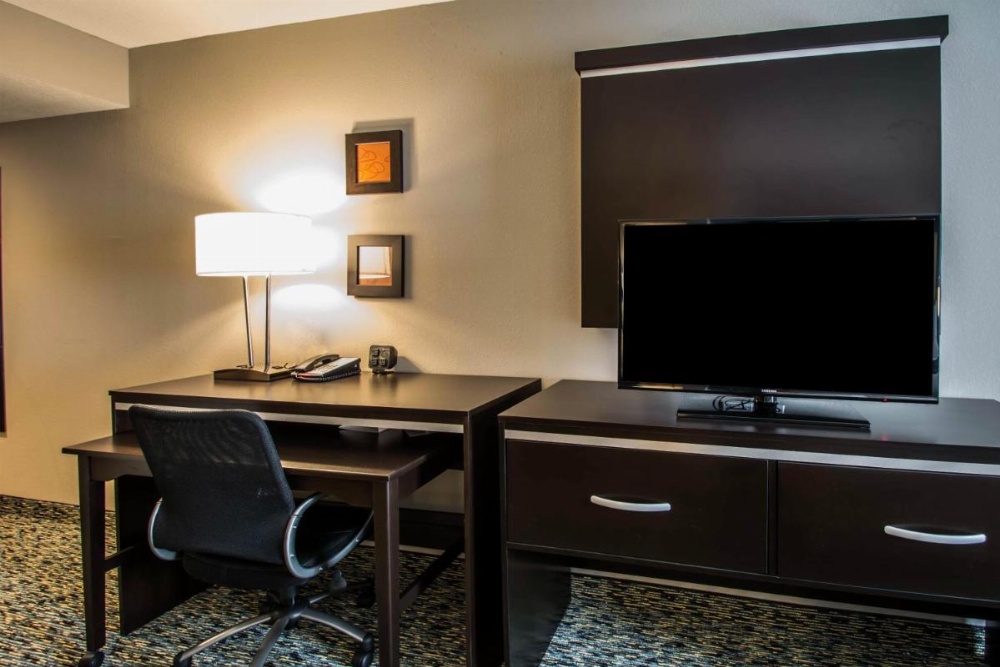 Comfort Suites Fort Lauderdale Airport South & Cruise Port Image 23